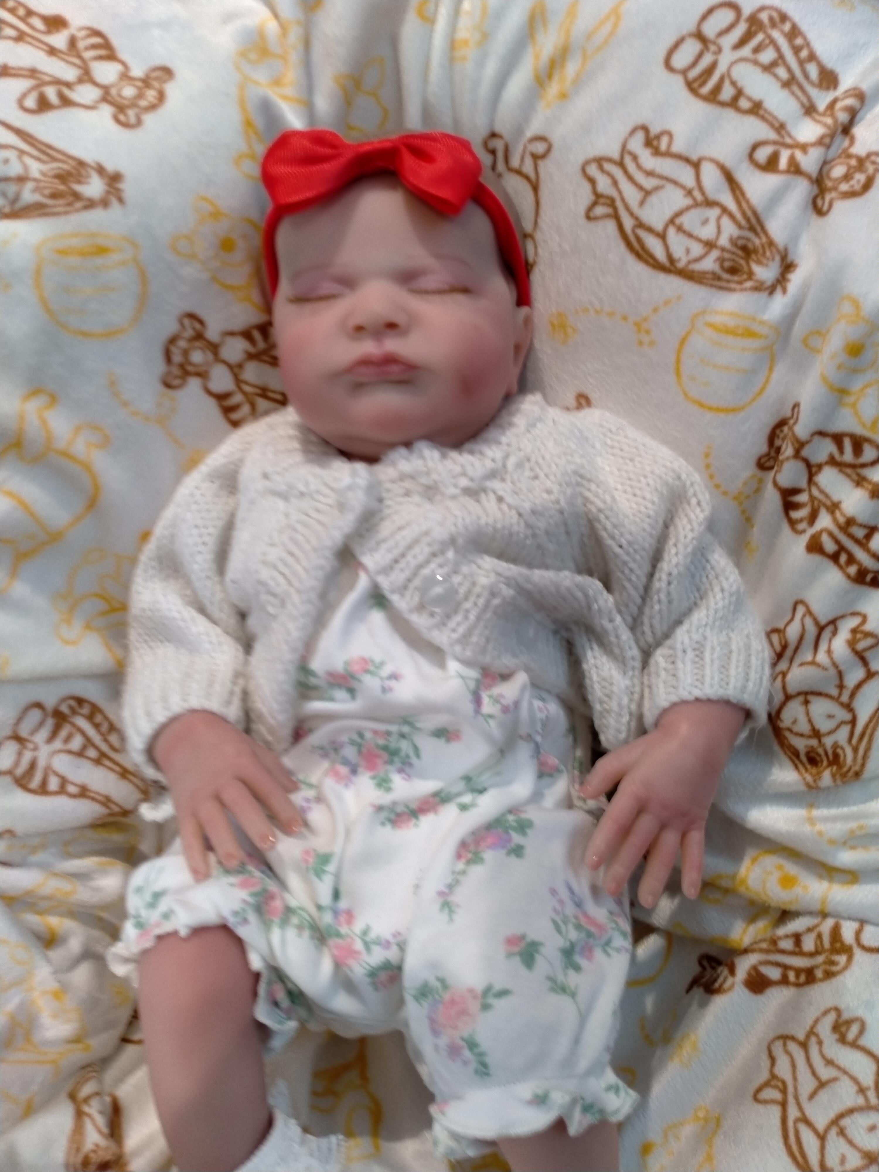 HAZEL❤️Beautiful reborn doll girl. Nicely Weighted