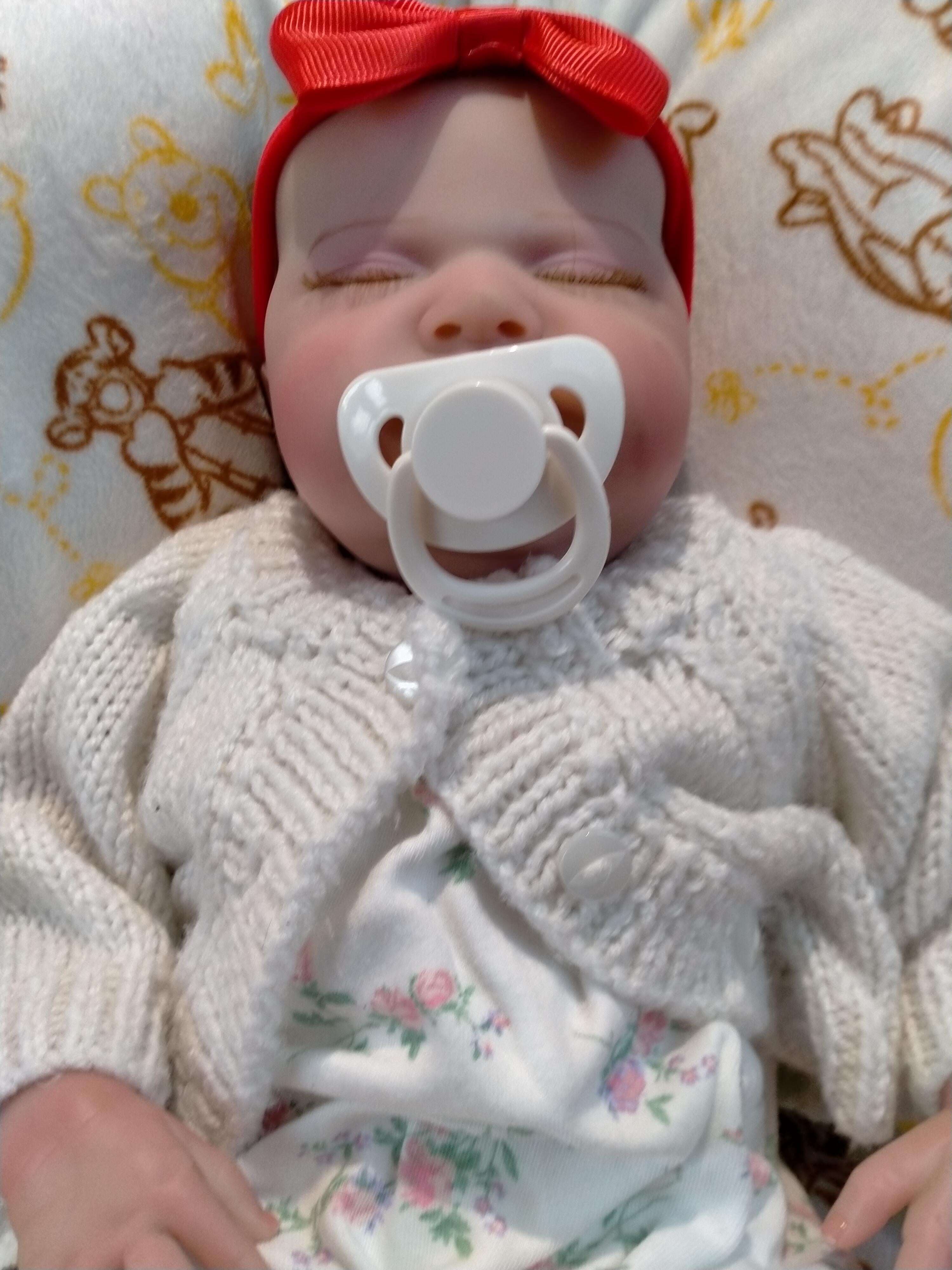 HAZEL❤️Beautiful reborn doll girl. Nicely Weighted