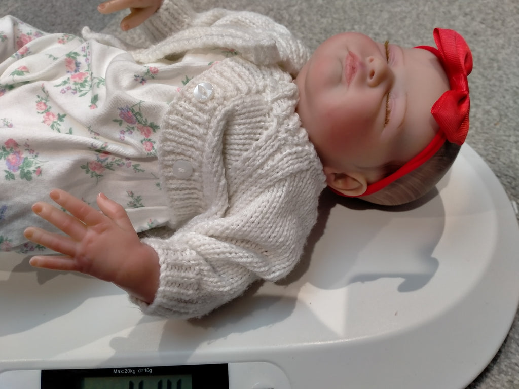 HAZEL❤️Beautiful reborn doll girl. Nicely Weighted