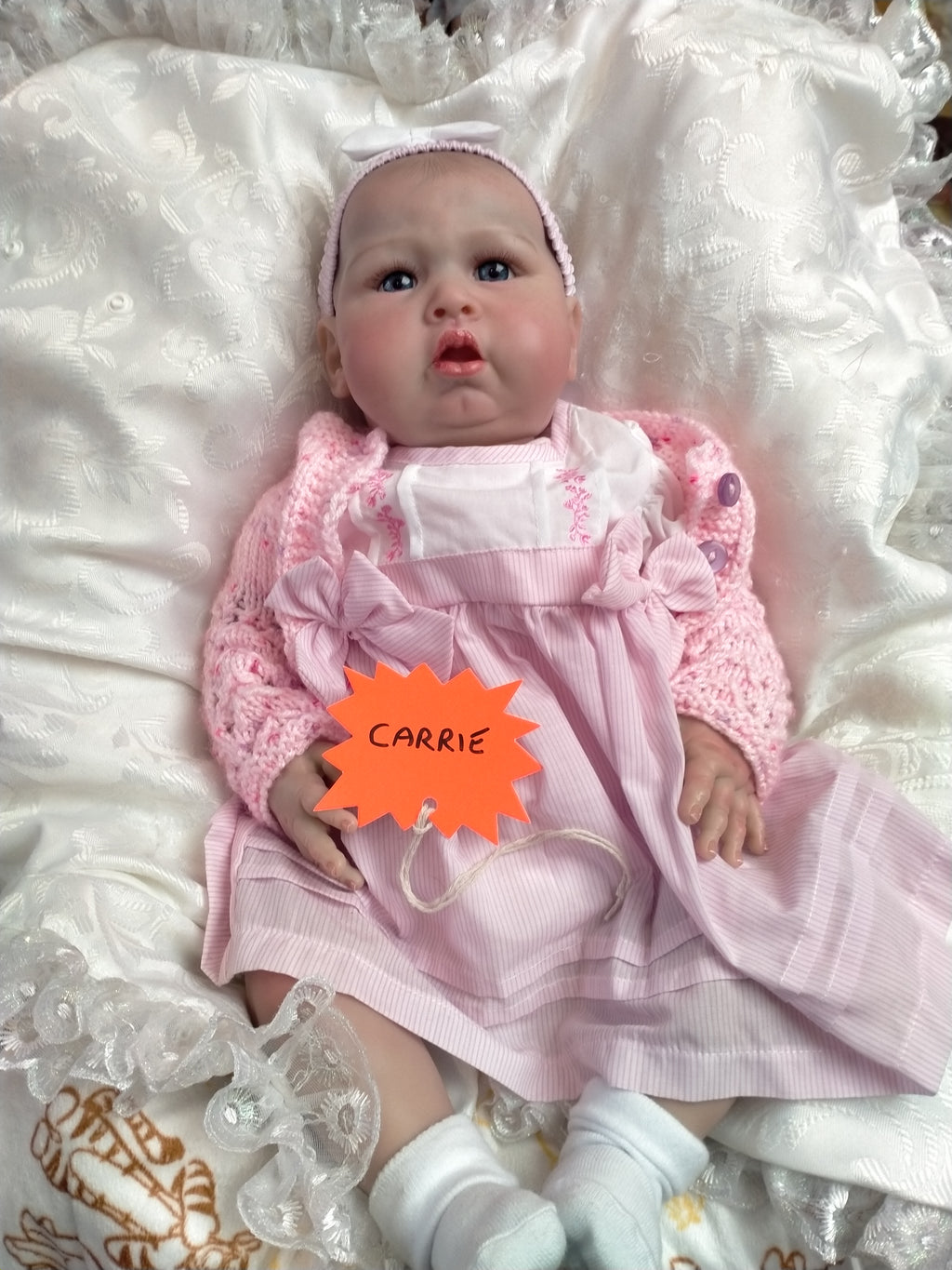 CARRIE❤️Beautiful reborn doll girl. Nicely Weighted
