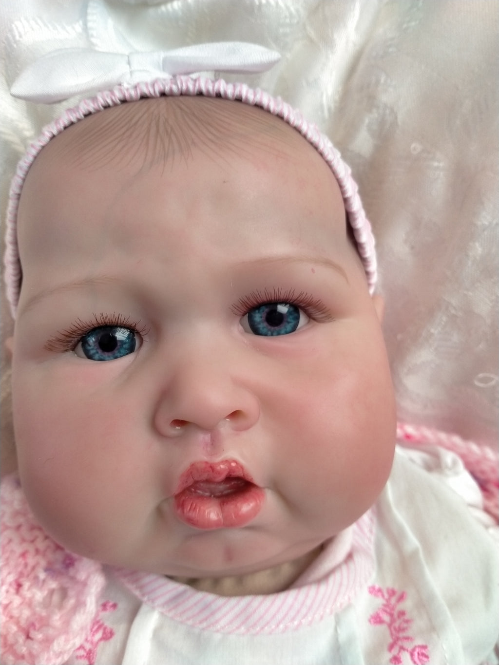 CARRIE❤️Beautiful reborn doll girl. Nicely Weighted