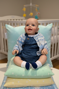 Charlie without label